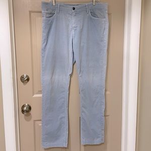 Bugatchi men’s 5 Pocket lightweight baby blue Pima cotton jean - SZ 35